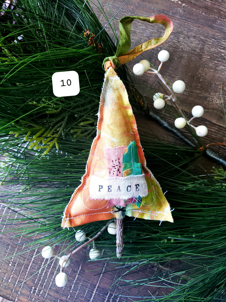 Christmas Tree Ornament no.10 PEACE