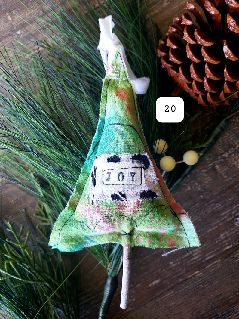 Christmas Tree Ornament no.20 JOY