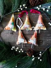 Load image into Gallery viewer, Christmas Tree Ornament no.14 BELIEVE