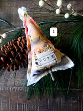 Load image into Gallery viewer, Christmas Tree Ornament no.2 HOPE
