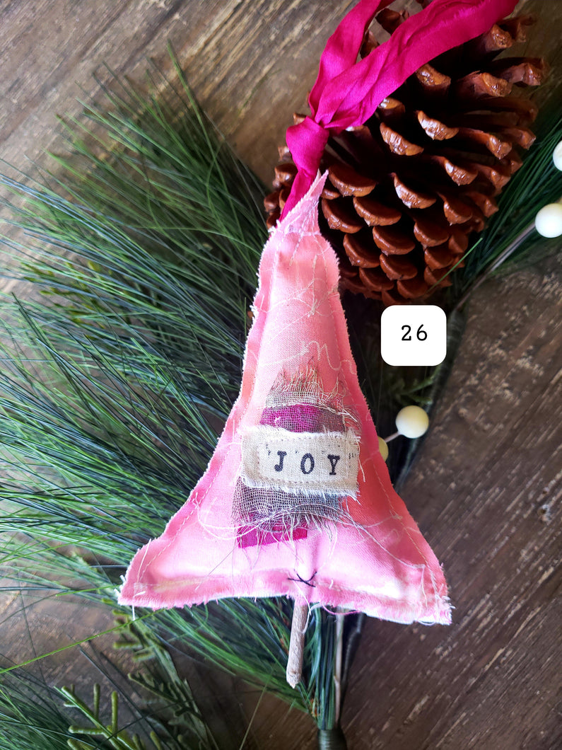 Christmas Tree Ornament no.26 JOY
