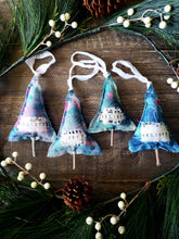 Load image into Gallery viewer, Christmas Tree Ornament no.42 BELIEVE