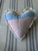 Load image into Gallery viewer, Antique Quilt Hanging Heart