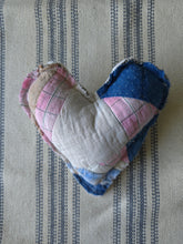 Load image into Gallery viewer, Antique Quilt Hanging Heart